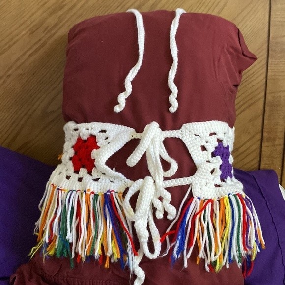 Handmade woman’s rainbow crop top size large/extra large - Picture 4 of 4